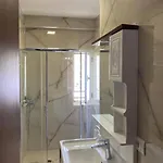 2 Bedroom In The Centre * Himarë