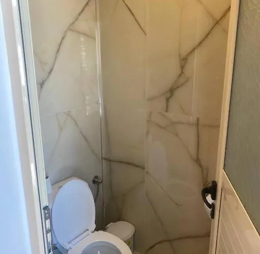 2 Bedroom In The Centre
