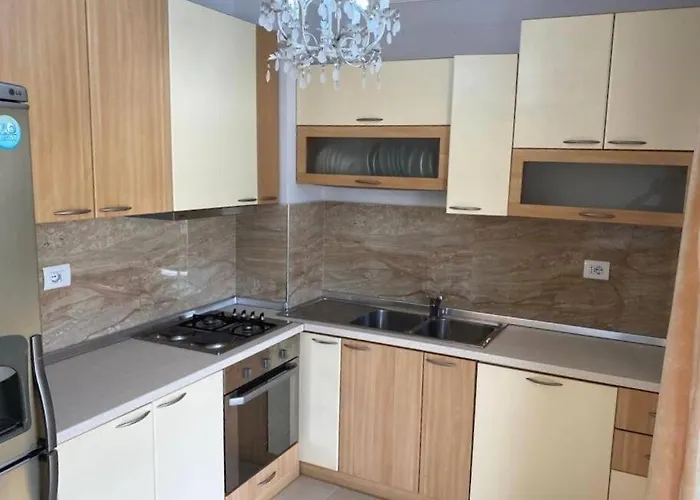 2 Bedroom In The Centre *